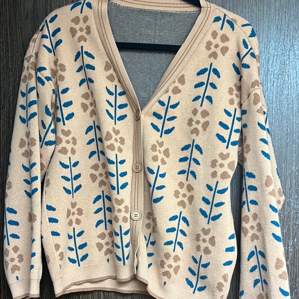 Floral Patterned Beige and Blue Women's Sweater